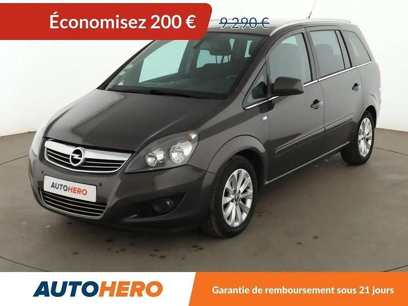 Gris Utilisé 2014 Opel Zafira Monospace | 9 090 € - Image 1/2