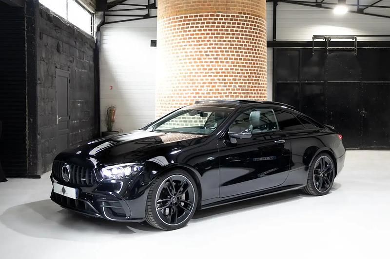 Noir Utilisé 2021 Mercedes E53 AMG AMG Coupé | 68 990 € - Image 1/4