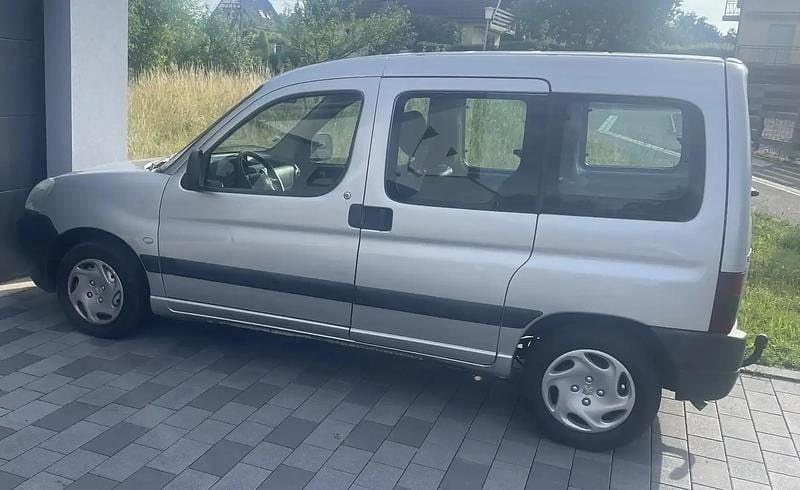 Utilisé 2003 Peugeot Partner Monospace | 3 400 € - Image 1/4