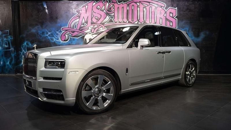 Occasion Rolls Royce Cullinan 571 ch (419 kW) 2020 Gris SUV