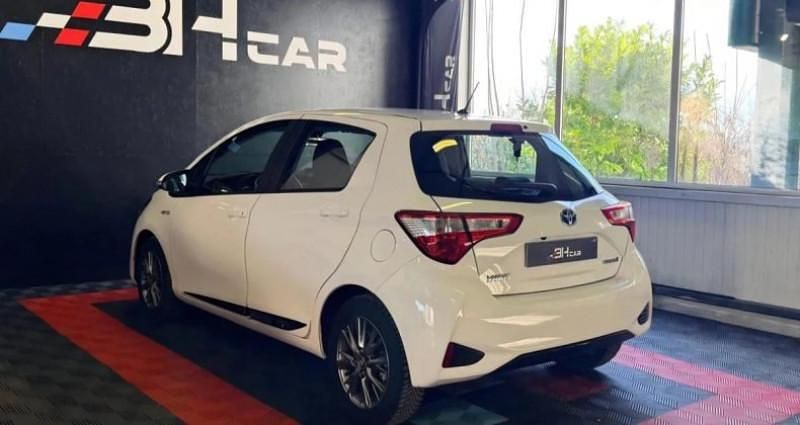 Occasion Toyota Yaris Hybrid 76 ch (55 kW) 2018 Blanc Citadine