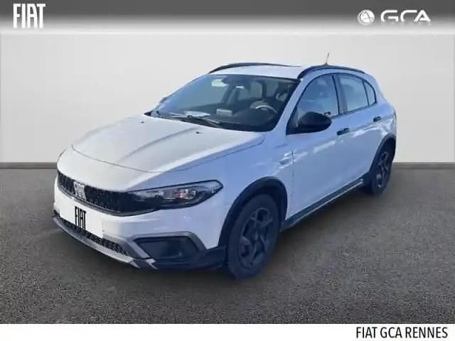 Occasion Fiat Tipo Cross 2022 Blanc Berline