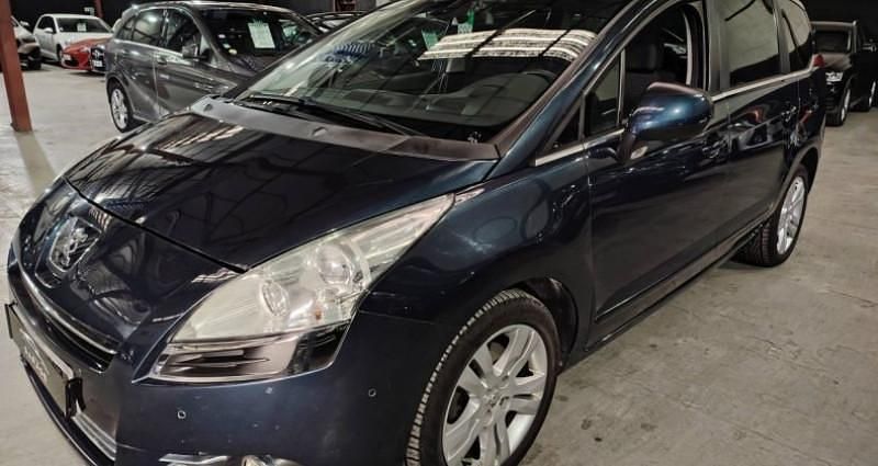 Utilisé 2012 Peugeot 5008 Allure Monospace | 7 990 € (Bon prix) - Image 1/4
