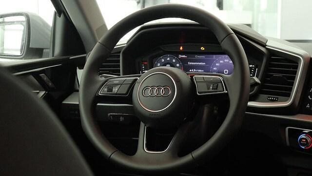 Occasion Audi A1 Sportback Design 116 ch (85 kW) 2026 Gris flèche nacré noir mythe métallisé Citadine