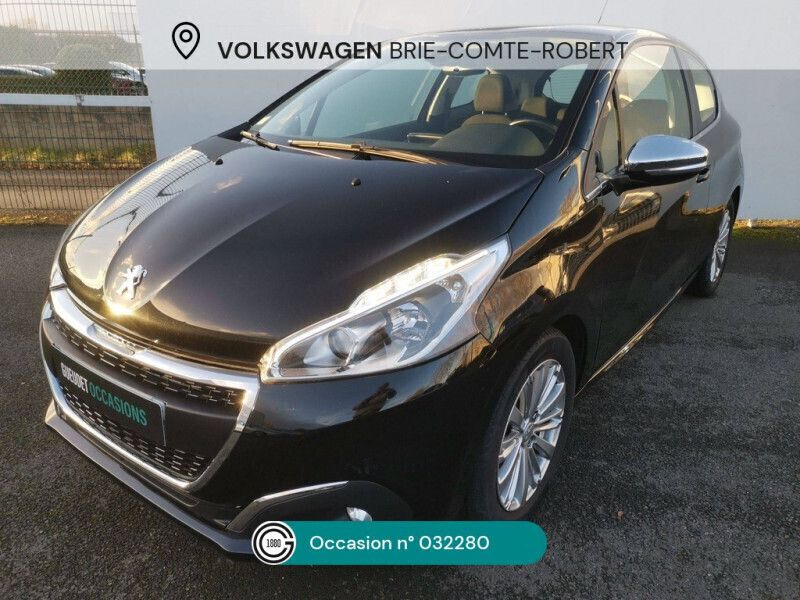 Noir Utilisé 2018 Peugeot 208 Allure Citadine | 5 990 € (Super prix) - Image 1/4