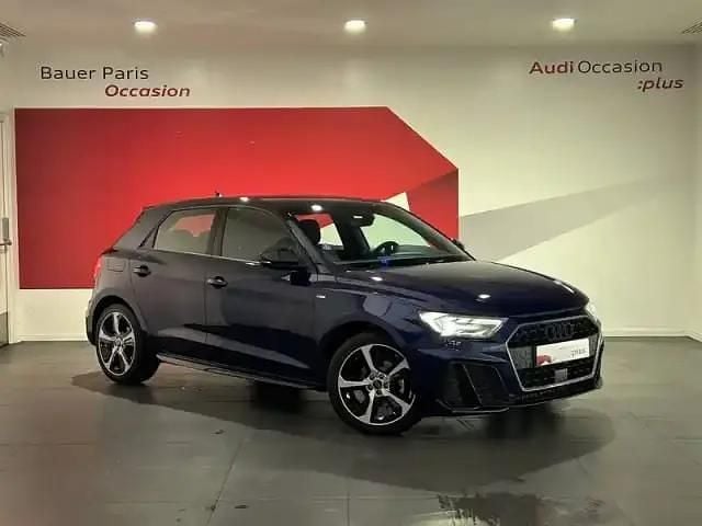Bleu navarre / contraste noir mythic Utilisé 2023 Audi A1 Sportback S-Line Citadine | 34 440 € - Image 1/4