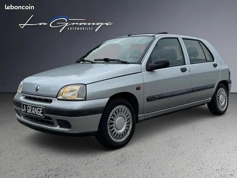 Occasion Renault Clio 61 ch (44 kW) 1997 Gris Citadine