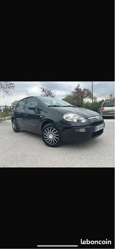 Image 2/4