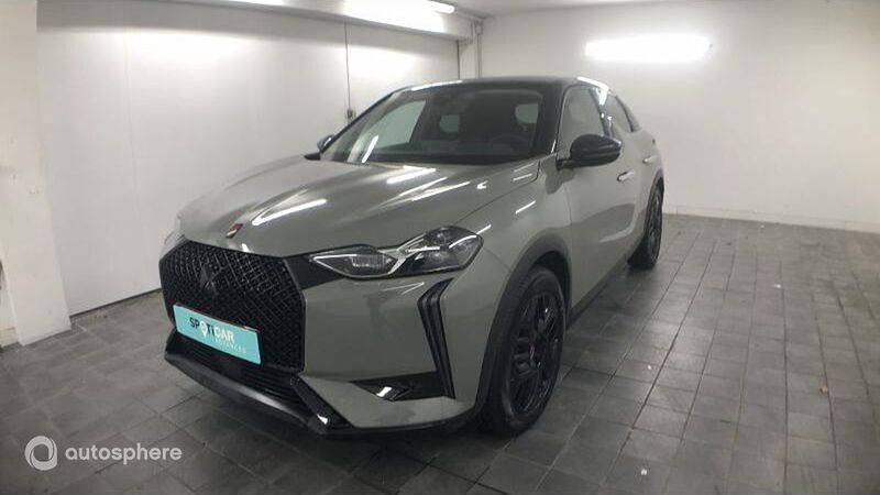 Gris platinium (m) Utilisé 2023 DS Automobiles DS3 Crossback E-Tense Performance Line Plus SUV | 25 900 € (Prix juste) - Image 1/4