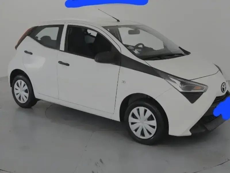 Image 2/4