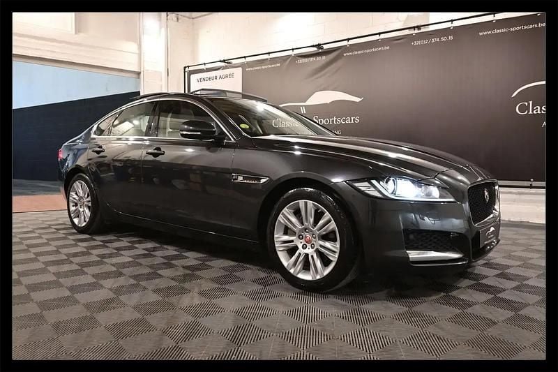 Gris Utilisé 2017 Jaguar XF Berline | 10 950 € (Bon prix) - Image 1/4