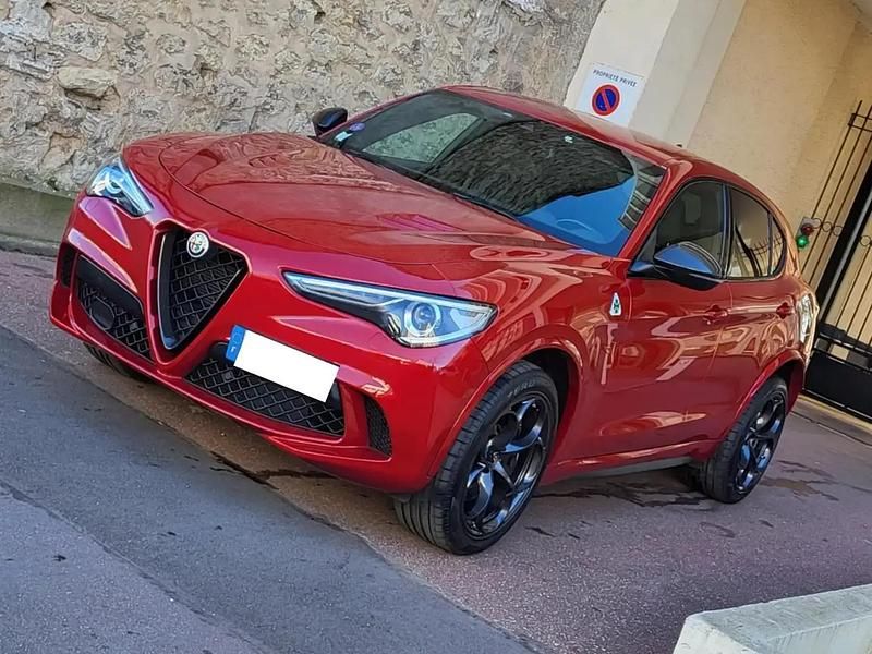Rouge Utilisé 2020 Alfa Romeo Stelvio Quadrifoglio SUV | 57 500 € (Prix juste) - Image 1/4