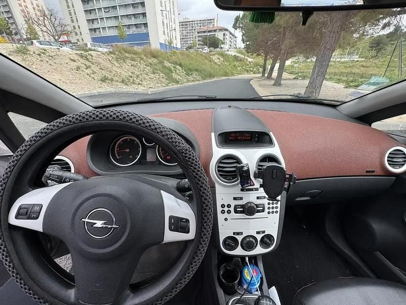 Occasion 2012 Opel Corsa Color Edition Berline | 4 200 € (Bon prix) - Image 1/4