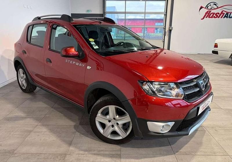 Occasion Dacia Sandero Stepway 91 ch (66 kW) 2013 Rouge Berline