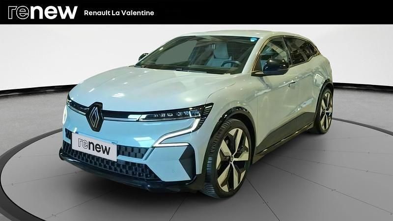 Gris Utilisé 2023 Renault Mégane Techno Berline | 28 490 € (Prix juste) - Image 1/4