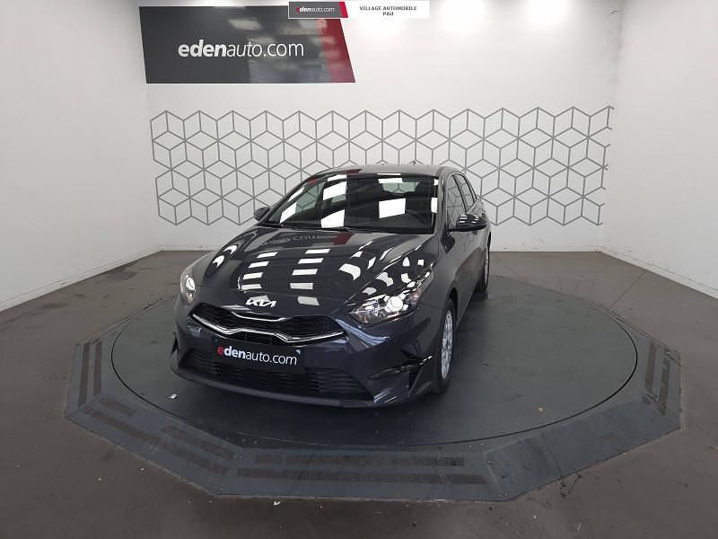 Nouvelle 2025 Kia Ceed Active Berline | 27 600 € (Prix assez cher) - Image 1/4