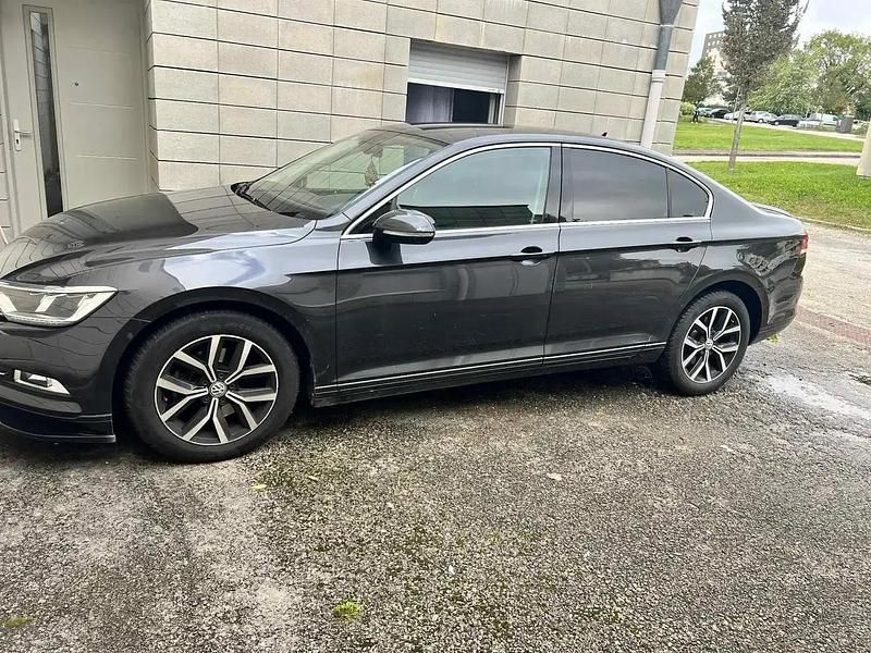 Occasion 2019 VW Passat Berline | 17 000 € (Prix juste) - Image 1/4