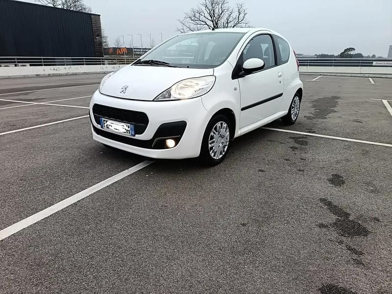 Blanc Occasion 2012 Peugeot 107 Active Citadine | 3 500 € - Image 1/4