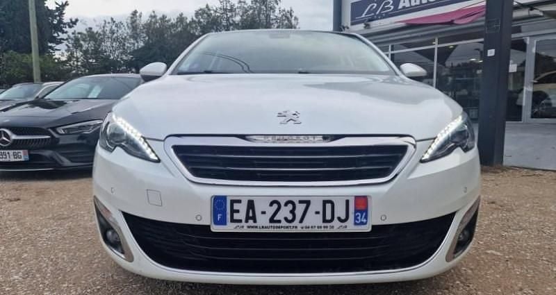 Occasion Peugeot 308 Allure 131 ch (96 kW) 2015 Blanc Berline
