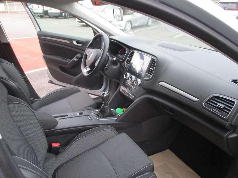 Occasion Renault Mégane IV Evolution 140 ch (102 kW) 2023 Berline