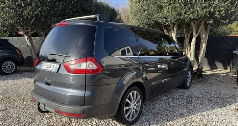 Occasion Ford Galaxy Ghia 141 ch (103 kW) 2008 Gris Monospace