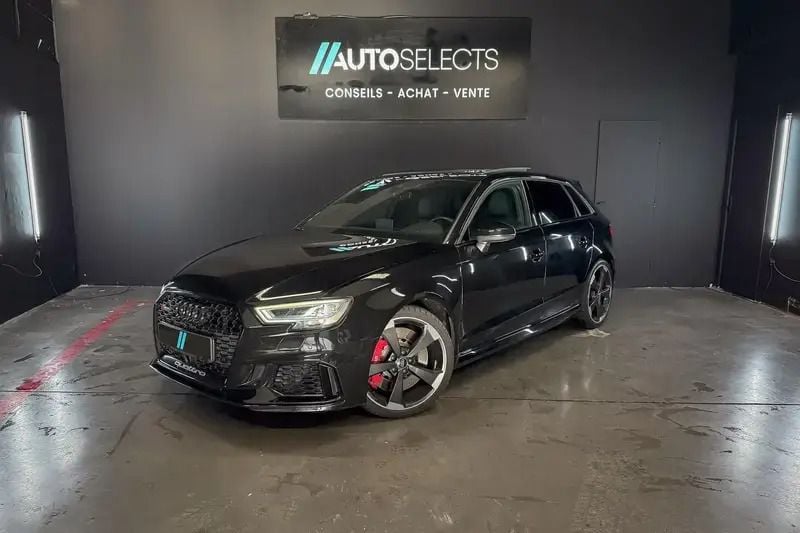 Noir Utilisé 2019 Audi RS3 Citadine | 53 990 € (Prix juste) - Image 1/4