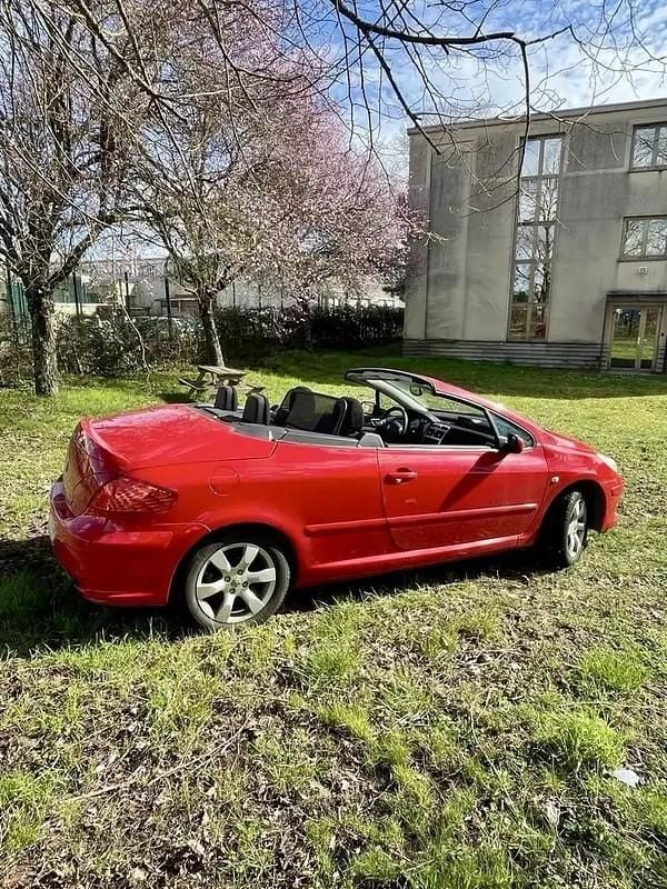 Utilisé 2006 Peugeot 307 CC Cabriolet | 3 500 € - Image 1/4