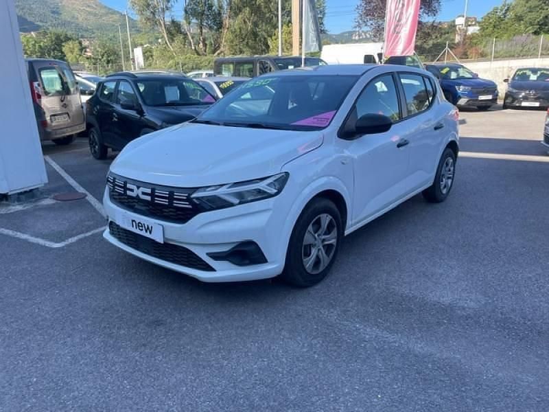 Blanc Utilisé 2023 Dacia Sandero Essentiel Citadine | 10 990 € (Bon prix) - Image 1/4