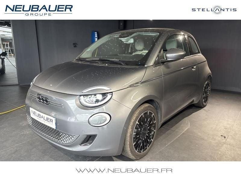 Mineral grey métal Utilisé 2022 Fiat 500e La Prima Berline | 17 970 € (Prix juste) - Image 1/4