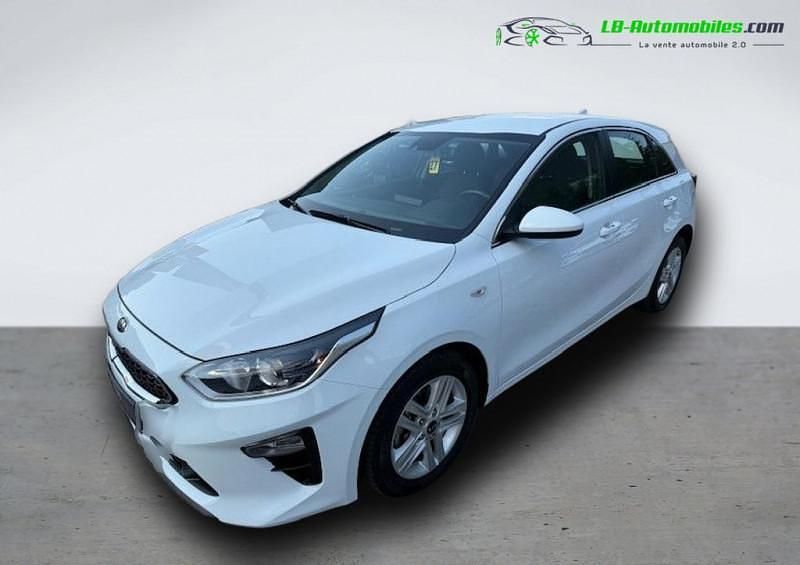 Utilisé 2021 Kia Ceed Berline | 24 000 € (Prix juste) - Image 1/4