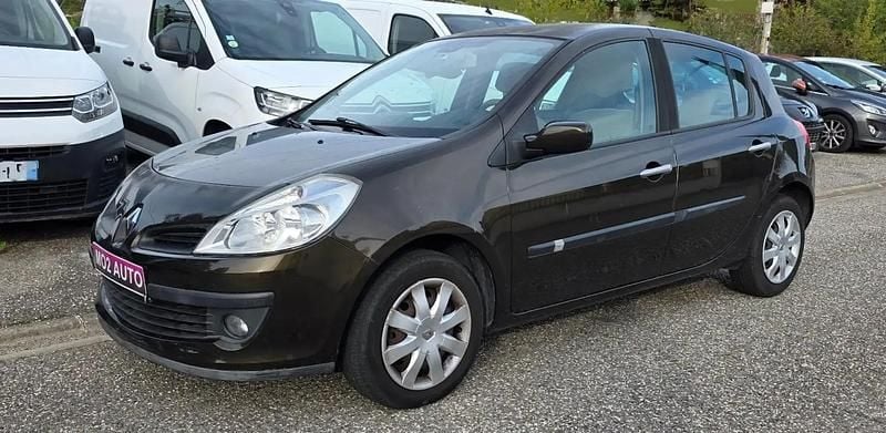 Utilisé 2007 Renault Clio III Berline | 2 790 € (Bon prix) - Image 1/4