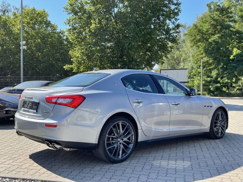 Occasion Maserati Ghibli 330 ch (242 kW) 2013 Gris Coupé
