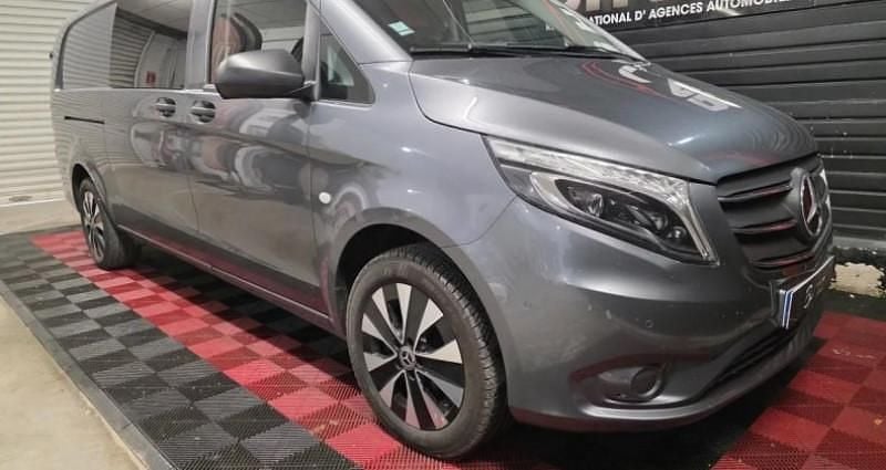 Gris Utilisé 2022 Mercedes Vito Van | 46 890 € (Bon prix) - Image 1/4