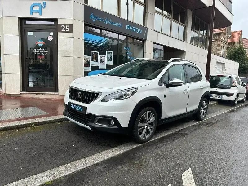 Blanc Utilisé 2018 Peugeot 2008 Crossway SUV | 11 990 € (Prix juste) - Image 1/4