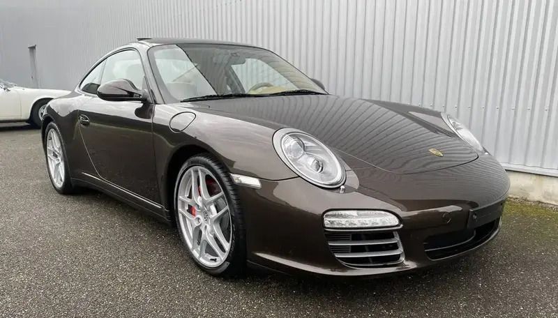 Brun Utilisé 2010 Porsche 911 Carrera 4S Coupé | 86 000 € (Prix cher) - Image 1/4