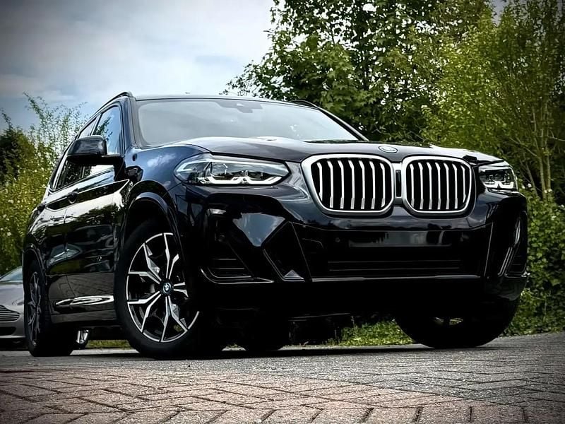 Noir Utilisé 2022 BMW X3 Sport Line SUV | 48 650 € (Prix assez cher) - Image 1/4