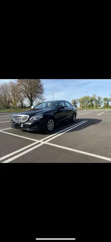 Utilisé 2015 Mercedes E220 Avantgarde Berline | 13 000 € (Prix juste) - Image 1/4