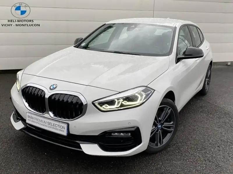 Blanc Utilisé 2022 BMW 118 Sport Line Citadine | 26 990 € (Prix juste) - Image 1/4