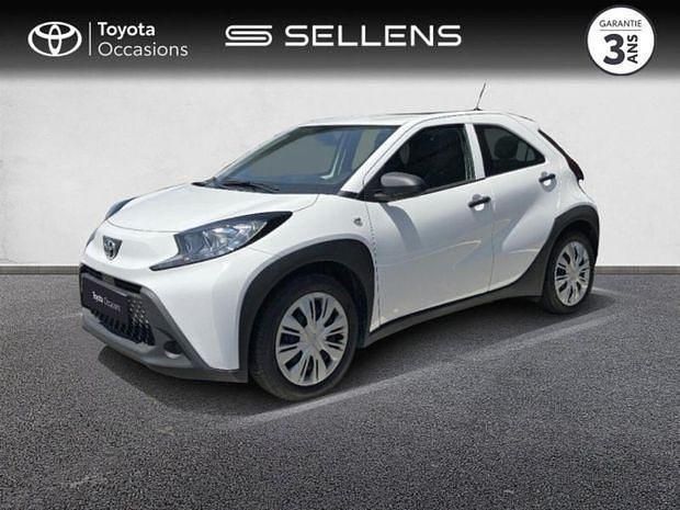 Blanc Utilisé 2023 Toyota Aygo Business Edition Citadine | 13 980 € (Prix juste) - Image 1/4