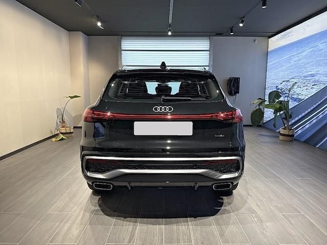 Occasion Audi Q5 Design 252 ch (185 kW) 2025 Noir mythique métallisé SUV