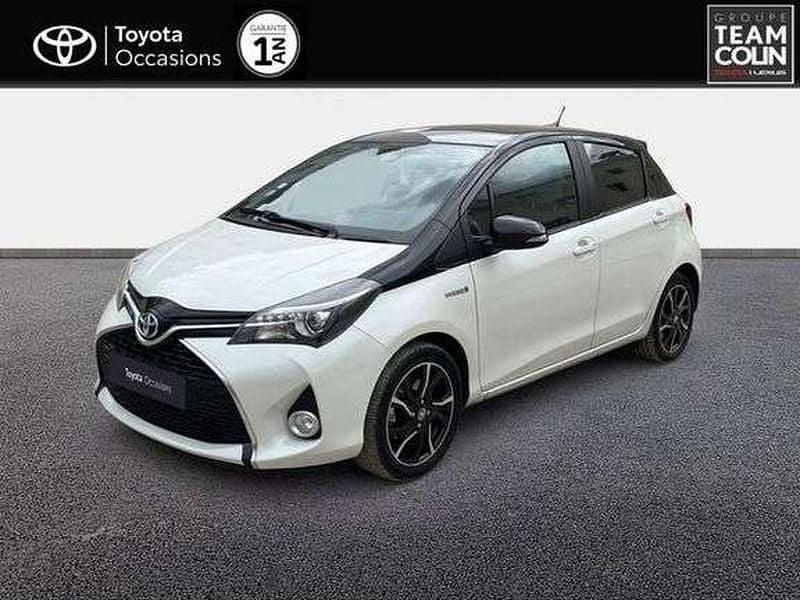 Utilisé 2016 Toyota Yaris Hybrid Berline | 14 490 € (Prix juste) - Image 1/1