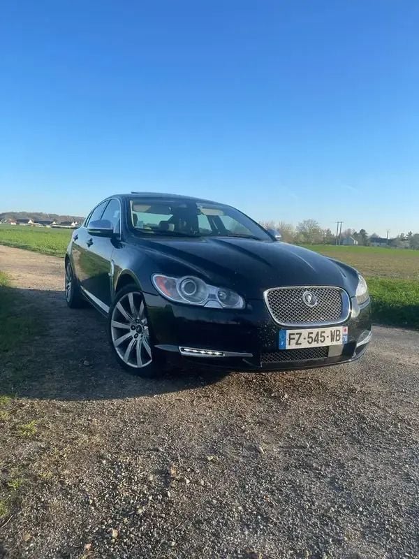 Utilisé 2009 Jaguar XF Portfolio Berline | 9 500 € - Image 1/4