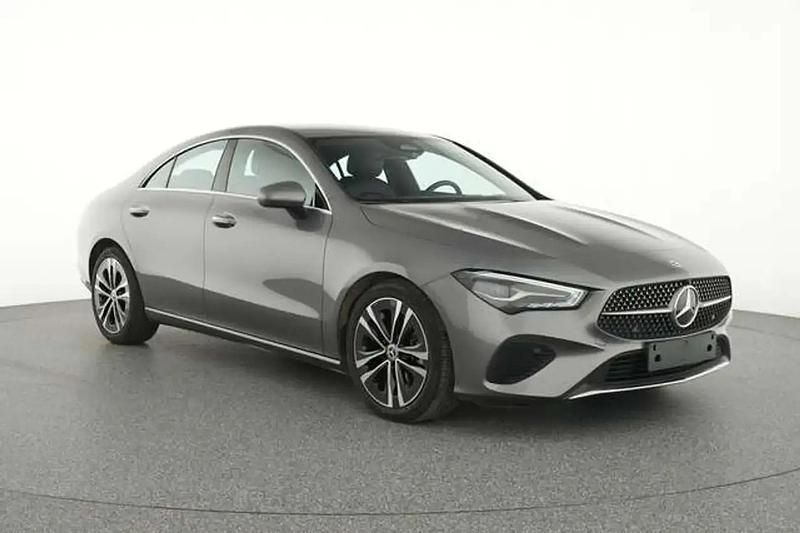 Occasion Mercedes CLA180 Luxury 116 ch (85 kW) 2025 Gris Berline