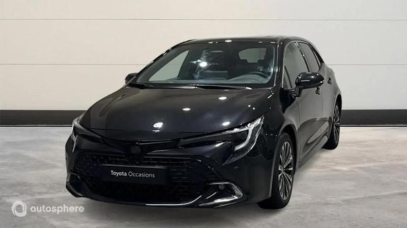 Utilisé 2024 Toyota Corolla Design Berline | 27 990 € (Prix cher) - Image 1/4
