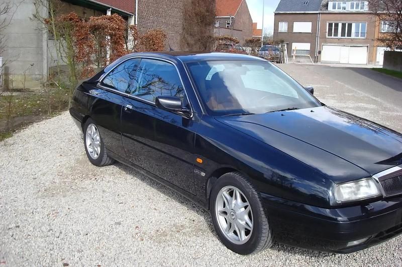 Noir Utilisé 2000 Lancia Kappa Coupé | 7 500 € - Image 1/4