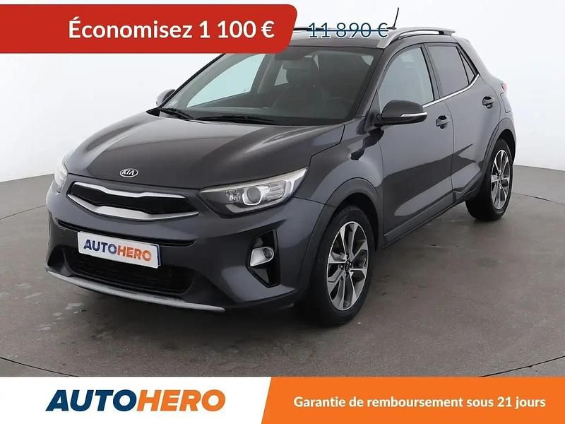 Gris Occasion 2018 Kia Stonic Launch Edition SUV | 10 790 € (Prix juste) - Image 1/2