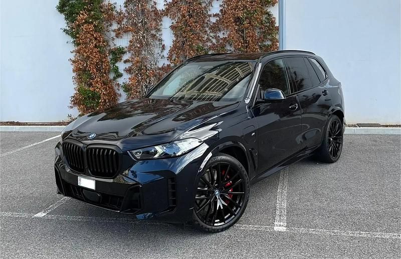Noir Utilisé 2023 BMW X5 M Sport SUV | 94 990 € (Prix juste) - Image 1/4