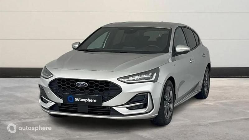 Gris Utilisé 2022 Ford Focus ST-Line Berline | 19 999 € (Prix juste) - Image 1/4