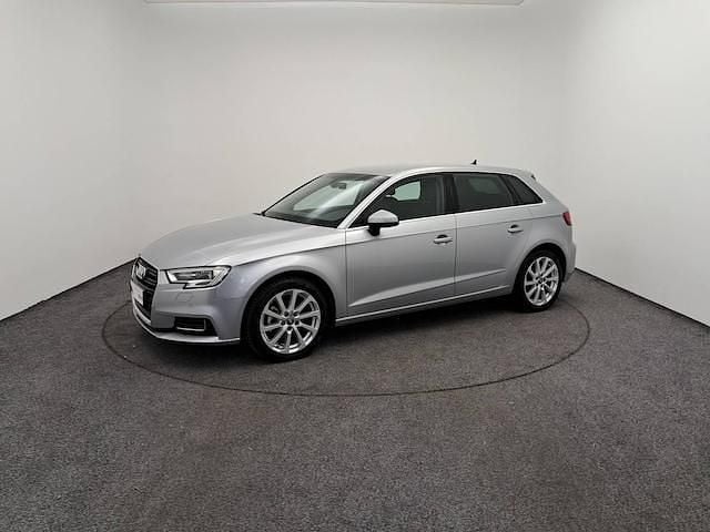 Argent fleuret métallisé Utilisé 2019 Audi A3 Design | 22 900 € (Bon prix) - Image 1/4