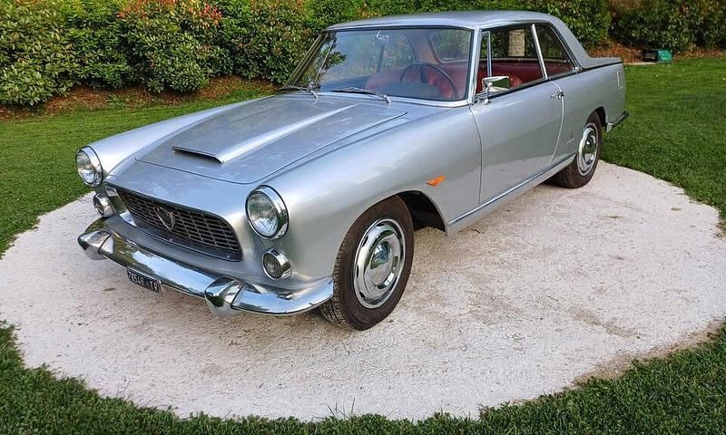 Gris Utilisé 1960 Lancia Flaminia Coupé | 16 200 € - Image 1/4